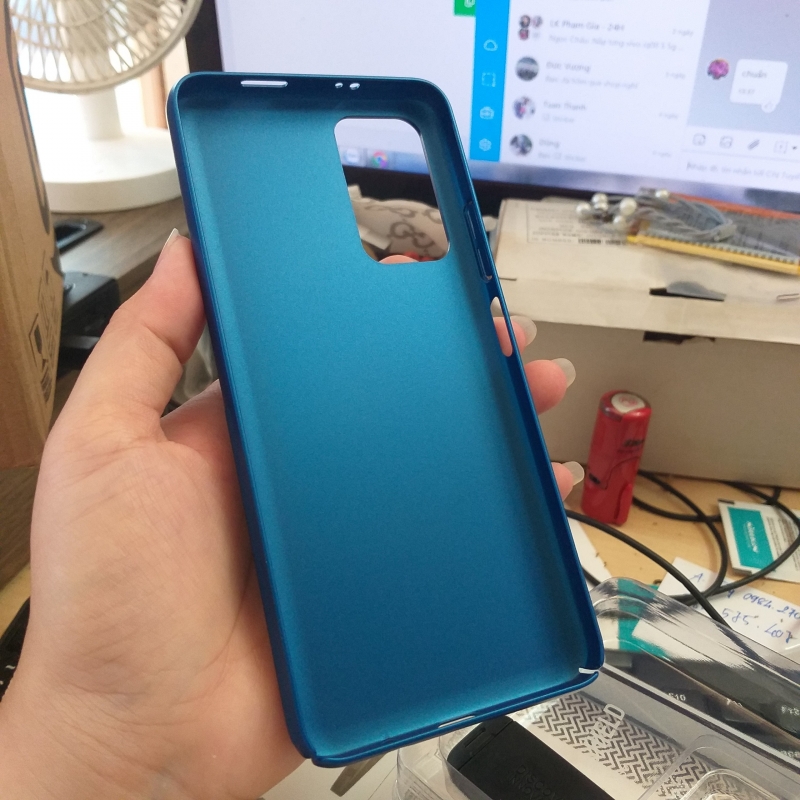 Ốp Lưng Xiaomi Redmi Note 11 5G Nhựa Sần Cứng Chính Hãng Nillkin Là Phụ Kiện Kèm Theo Máy Rất Sang Trọng Và Thời Trang